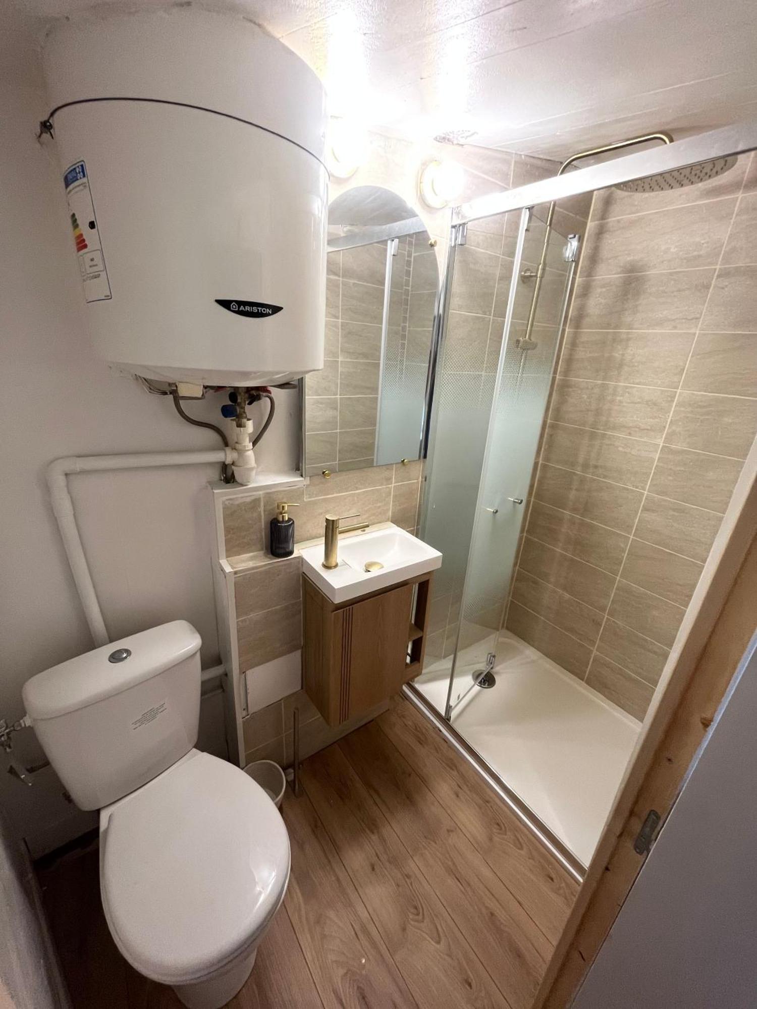 Sous Les Toits Du Parvis Apartment นีออร์ ภายนอก รูปภาพ